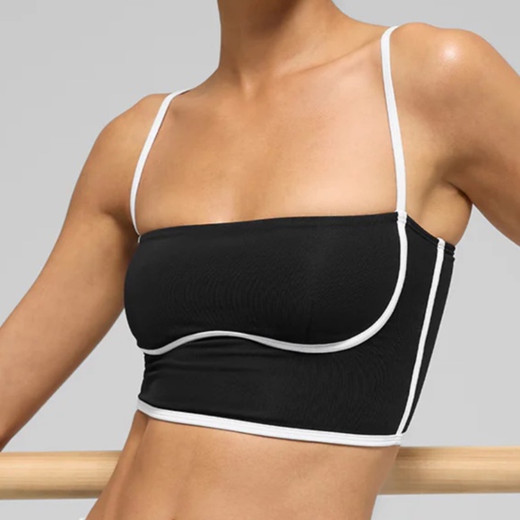 ALO Yoga Tops - ALO Yoga Black and White Tank Top